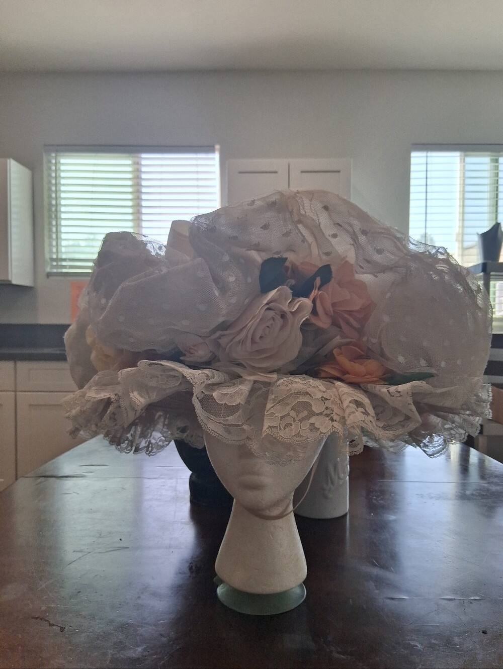 1920's Art Deco Straw Chiffon Floral